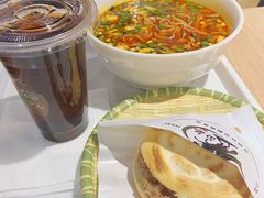 一口香肉夹馍-白起肉夹馍
