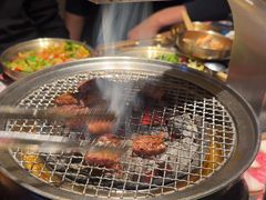 -草家酱蟹炭火烤肉店(珲春南路一店)