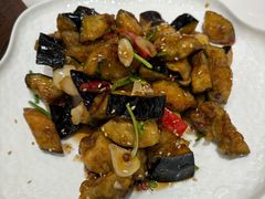 -梅飞酒家(名辉豪庭店)