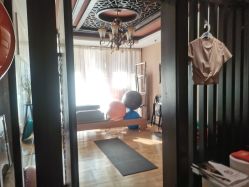 -威思丽高温瑜伽会馆