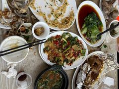 -红月湾海鲜饭店•沙滩海景(双月湾店)