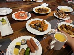 -四海一家自助餐(益田假日广场店)