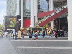 -乐高品牌旗舰店(人民广场店)