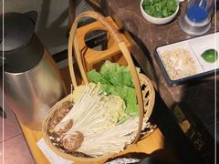 -同仁四季椰子鸡(海岸城天利店)