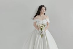 -至臻微拉婚纱摄影