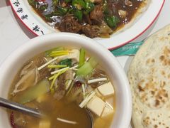 -鲁南仔·滕州炒鸡(经三路店)