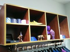 -尊卡诺高级西装礼服定制(江东中路店)