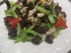 -大连长城大饭店(西安路地铁站店)