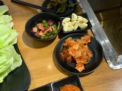 -肉甲韩国木炭烤肉(新壹街1店)