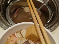 -龍歌自助小火锅(市南金茂湾店)