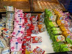 -昆明冠生园·蛋糕·面包(南强街店)