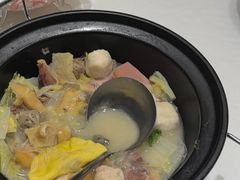 -沪华海鲜大酒楼(南汇店)