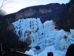 -大平台龙居瀑布旅游区