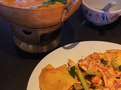 -大头虾越式风味餐厅(光明广场店)