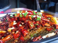 -鸣记脆皮烤鱼·海鲜烤鱼(三八广场店)