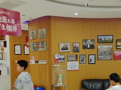 -雅悦齿科(顾村公园店)