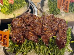 -热火朝天鲜切牛肉火锅(南强街巷店)