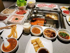 -海底捞火锅鲜切牛肉主题店(长寿路店)