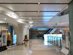 -王府井百货熙地港店