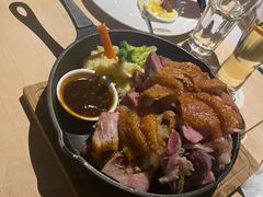 -LENBACH兰巴赫西餐啤酒坊(大连东港店)
