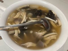-梅龙镇酒家(南京西路总店)