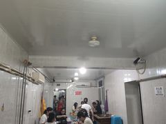 -石灰市毛记烧鸡公(解放碑店)