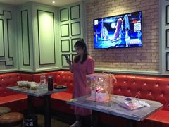 -蓝乐光量贩KTV(浦东禹悦汇店)