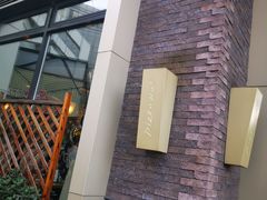 -必胜客(上海新南方商城PH店)