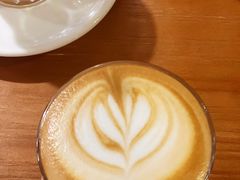 -Cappucimeow猫咪咖啡馆(韦伯时代店)