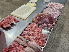 -标记美食新鲜猪杂(兴南大道店)