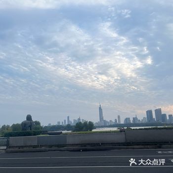 想写下这个的源头是在大连玩耍的时候，因为之前看到很多