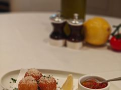 -La Petite Maison (LPM) Hong Kong