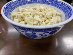 -崇德楼水盆牛羊肉泡馍馆(文艺路店)