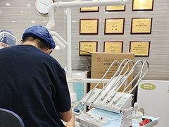 -上海仁爱医院口腔科 · 种植