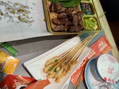-小两口锦州烧烤·脆皮油边(依云北郡店)