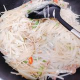 夏日必做下饭菜之脆嫩土豆丝炒肉片
