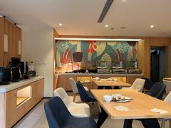 -汉庭(上海世博塘桥地铁站店)