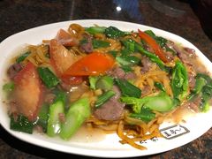 湿炒牛河-八合里潮汕鲜牛肉火锅(深圳海岸城店)