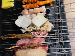 羊肉串-長壹旋转烤吧 农家鸡火锅