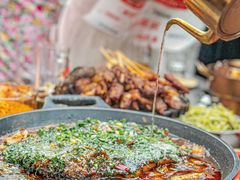 -何师烧烤Pro ·江湖川菜·小龙虾·精酿(太古里旗舰店)