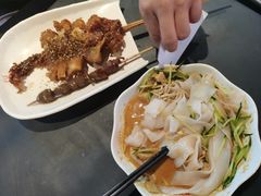 -胖东来生活广场(健康路店)