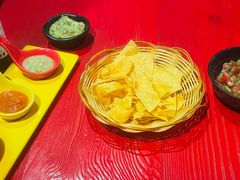 餐前玉米片-Pistolera Mexican Cantina女枪手墨西哥餐厅(碧云路店)