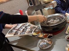 -围炉肉舍丹东海鲜烤肉·烤活鳗(步行街店)
