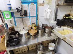 -曹宝林砂锅麻辣烫(星光路店)
