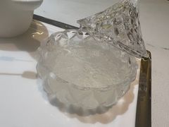 -燕庭·纯燕窝·甜品下午茶(南京西路店)