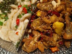 -小鱼小牛·鱼牛干锅·脆鱼火锅(世欧广场店)