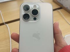 -Apple零售店(济南恒隆广场店)