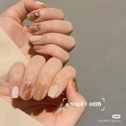 -悦指间美甲美睫