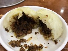 -胡成记口蘑龙眼包子(盐道街店)