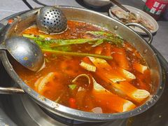 -吃城都·鱼蛙火锅(西玉龙街店)